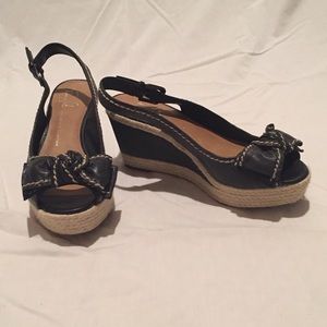 Size 6.5 black wedge sandal by Franco Sarto